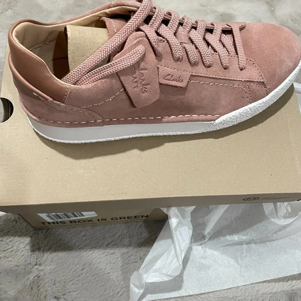 New Clarks Craft Cup Lace Sneakers Soft Girl 11 Rose Suede Pink Low Top Comfort‎